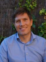 Tobias Stauber
